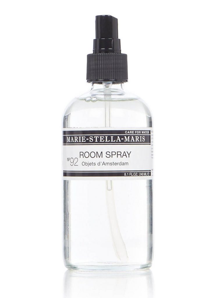 Met deze interieur sprays krijg je in 3 tellen een zomergevoel in je huis. 5
